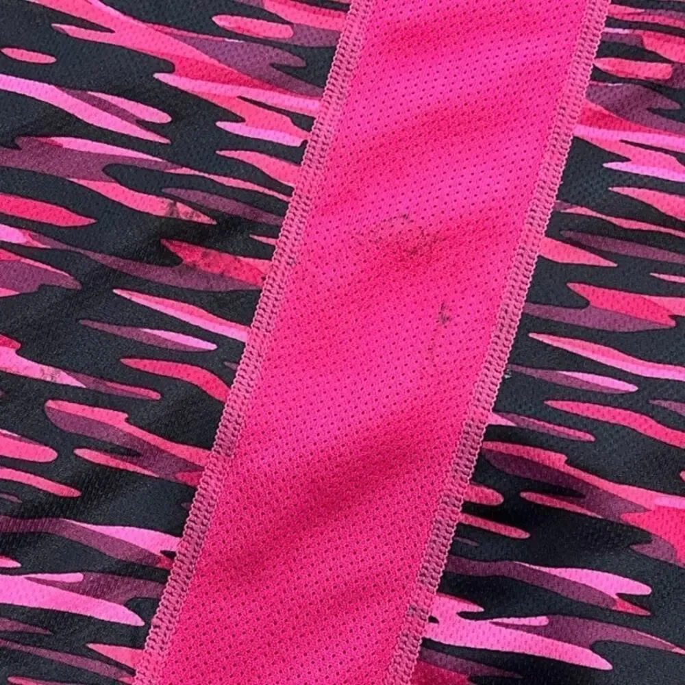 Nike Women’s Dri-Fit T-Shirt Cap Sleeve Crew Neck  Camo Print Pink Size XS